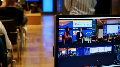 Zdjęcie artykułu Rzeczpospolita_i_parkietcom__Coraz_wiecej_kobiet_dba_o_swoje_bezpieczeestwo_finansowe