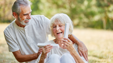 Zdjęcie artykułu jak-sa-przenoszone-srodki-na-rachunek-malzenski-0823n