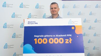 Zdjęcie artykułu pierwszy-laureat-nagrody-glownej