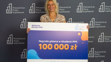 Zdjęcie artykułu 4_laureatka_akademii_korzysci_ppk-0823n