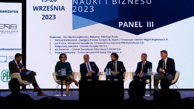 Zdjęcie artykułu V_ogolnopolska_konferencja_naukowa_wartosc_w_biznesie_0923n